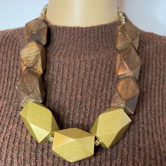 Vintage geometric brown wood and gold large abstract necklace earrings! - Picture 9 of 11